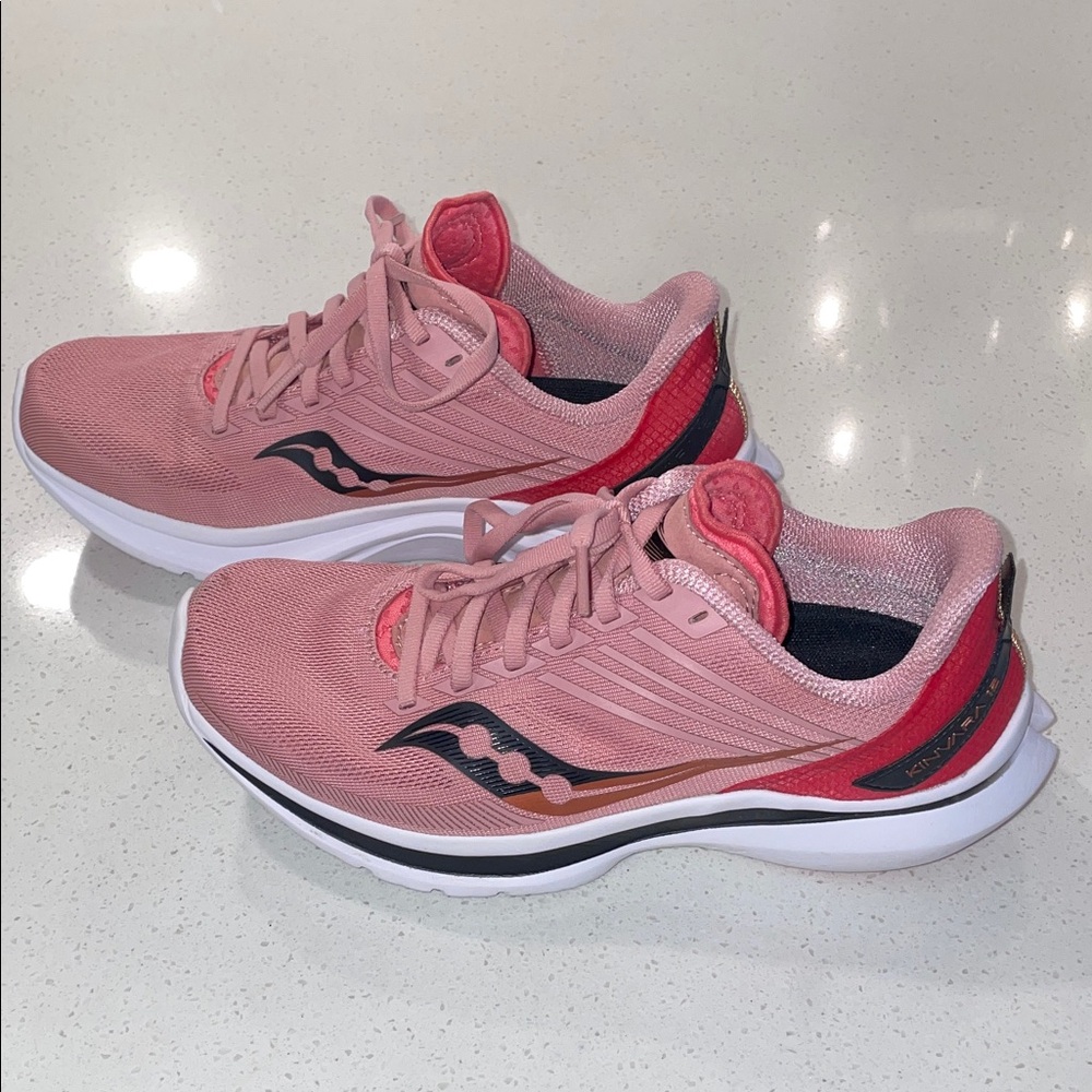 Saucony Women's Athletic Shoes in Pink